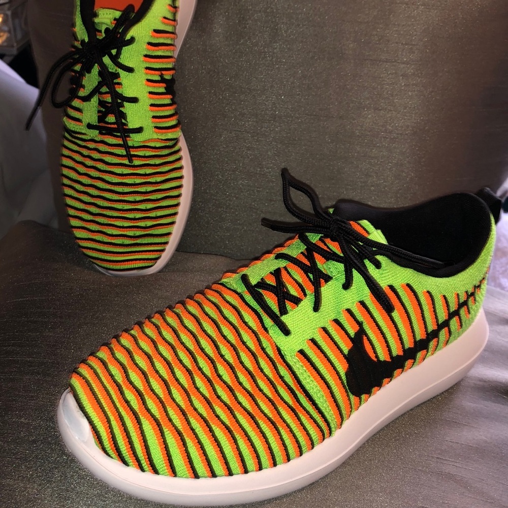 Nike 7y Neon orange/green.